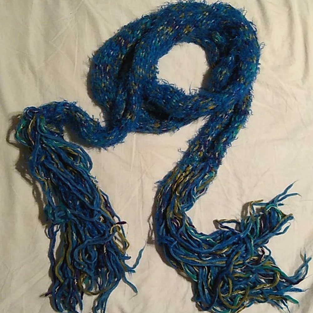 Blue woven scarf